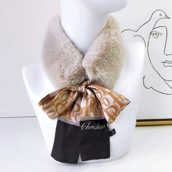 NEW Elegant Faux Fur Scarf - Picture 2 of 16